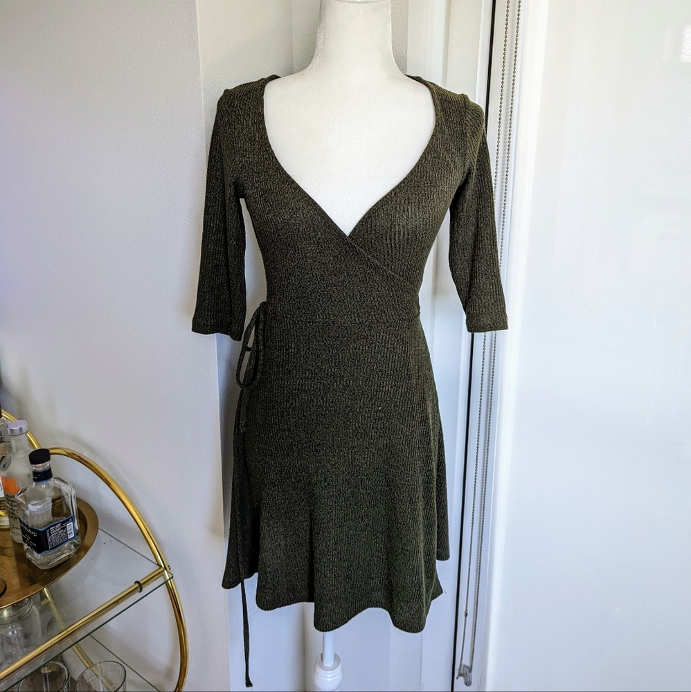 Ribbed forest green wrap dress
